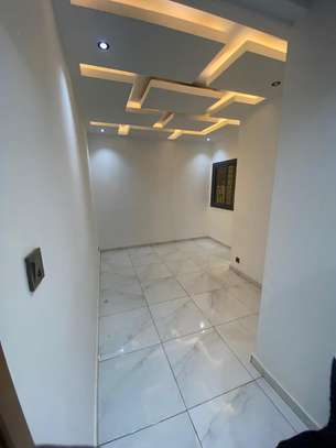 APPARTEMENT AUX MAMELLES image 4