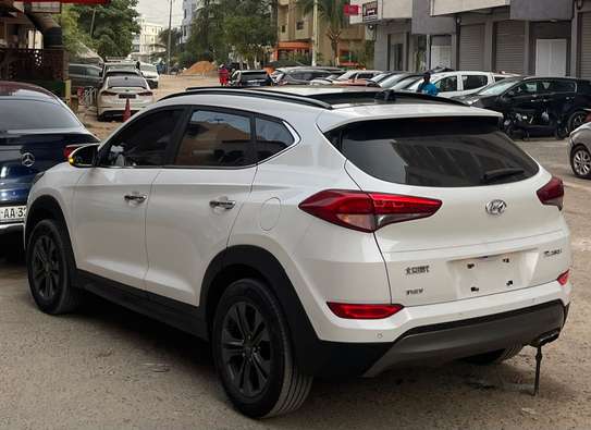 HYUNDAI TUCSON  ANNÉE 2017 image 9
