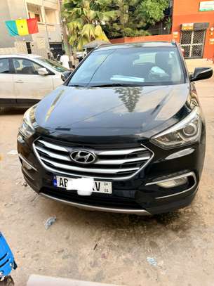 LOCATION DE VOITURE 4x4 HYUNDAI SPORT image 2