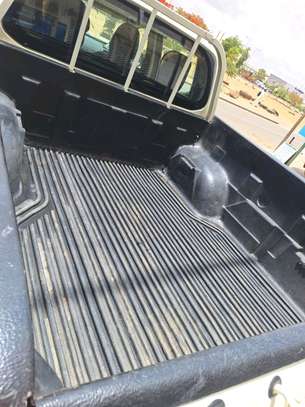 Mitsubishi l200 2018 image 6
