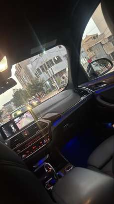 BMW X3 2019 Full options image 5