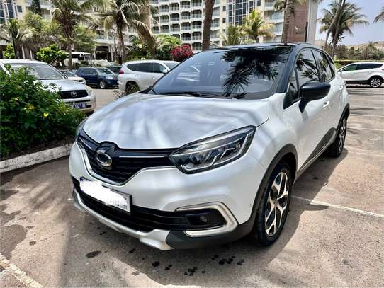 location Renault Qm3 image 2