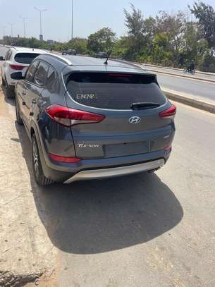 Sportage diesel 2.0 image 8