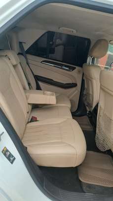 Mercedes Gle 2017 350 V6 super clean image 5