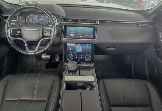 Range rover velar 2022 image 5
