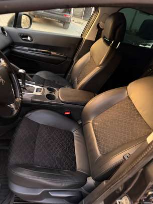 Peugeot 3008 diesel image 10