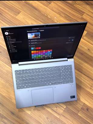 Hp Zbook Power 16 G11 Ultra 7 1Terra ram 32Go image 2