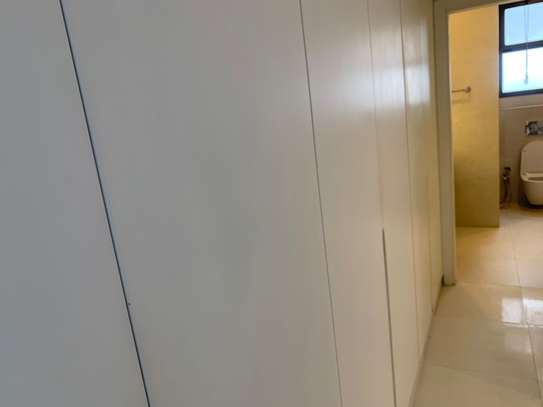 Appartement à louer aux Point e image 4