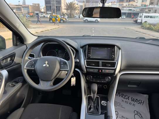 Mitsubishi Eclypse 2019 venant 1.5L essence automatique image 11