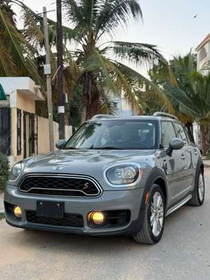 Mini Cooper Countrymane 2018 image 3