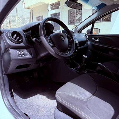 Renault clio 4 2019 muté il ya 4 mois image 3