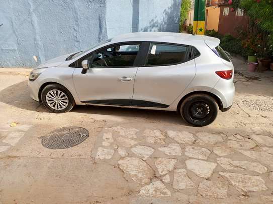 2 clios 4 2018 venant déjà muté à vendre 4 millions 500 image 3