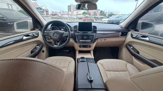 Mercedes Gle 2017 350 V6 super clean image 4