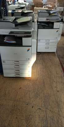 RICOH MPC 4502: (45) copie par  minute image 3