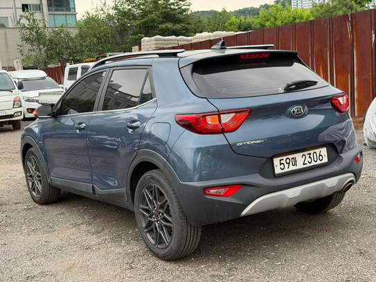 KIA STONIC 2019 image 8