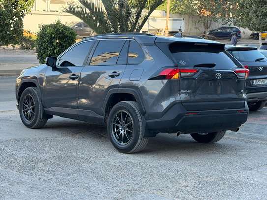 🚗 Toyota RAV4 SE – Année 2021 Automatique image 4