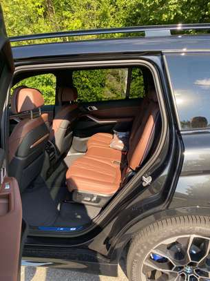 BMW X7 2024 M Sport image 7