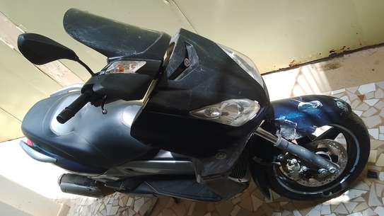 Moto xmax 250 image 3