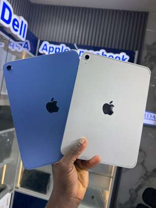 iPad A16 11th Gen 128Go WiFi Cellulaire 🇺🇸 image 3