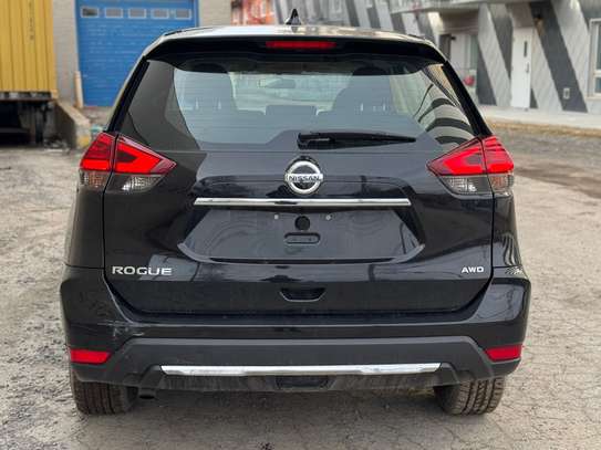 Nissan image 10