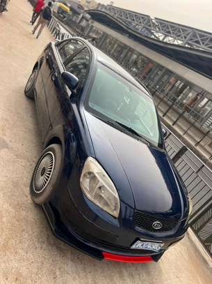 Kia Rio très propre manuel Climatisé image 3