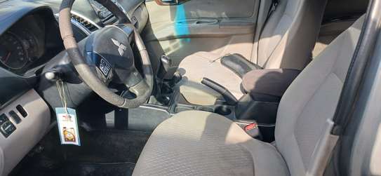 Mitsubishi L200 diesel 2014 image 6