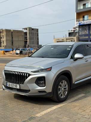 Hyundai Santafe 2020 image 4