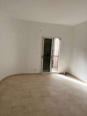 Appartement F3 à Zac Mbao image 9