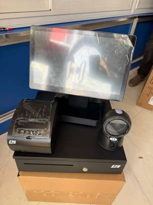 Machine de caisse E2s i5 ram 8gb disque ssd256gb image 2