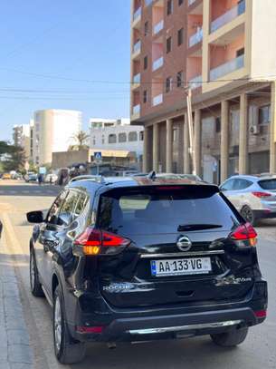 Nissan Rogue 2017 image 2