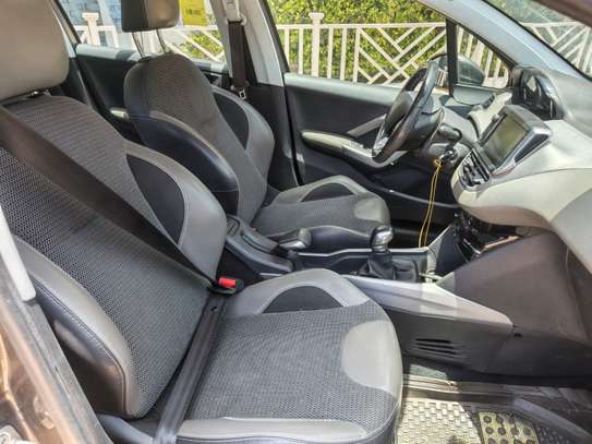 Peugeot 2008   année 2017 image 8