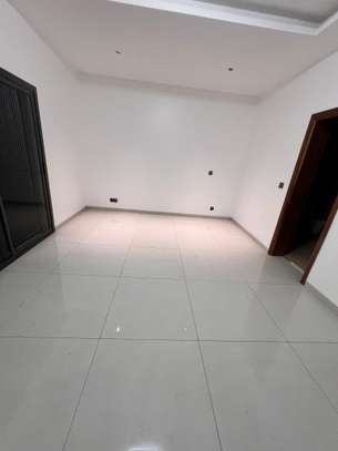 Joli appart F4 à Ngor Almadies image 2