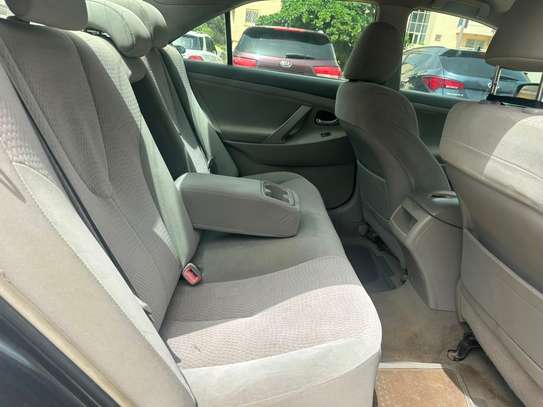 Toyota camry 2011 image 3