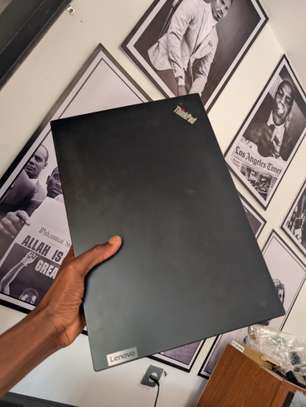Lenovo thinkpad l15 Ryzen 5 10th image 2