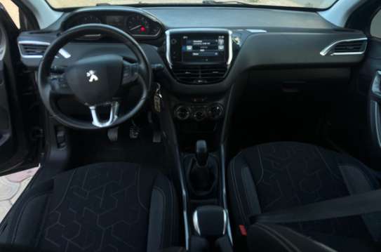 Peugeot 2008 manuel diesel venant image 5