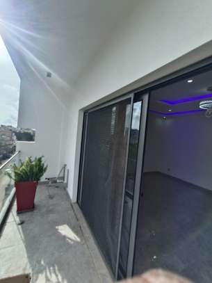 Appartement F4 à louer à Mbackiyou Faye image 8