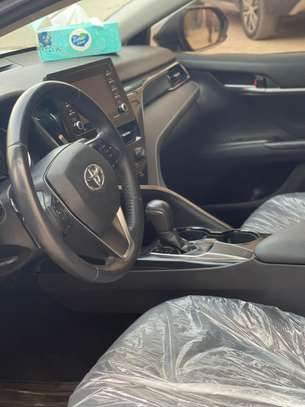 Toyota camry 2021 image 10