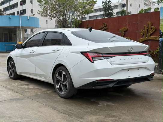 Hyundai Elantra 2020 image 5