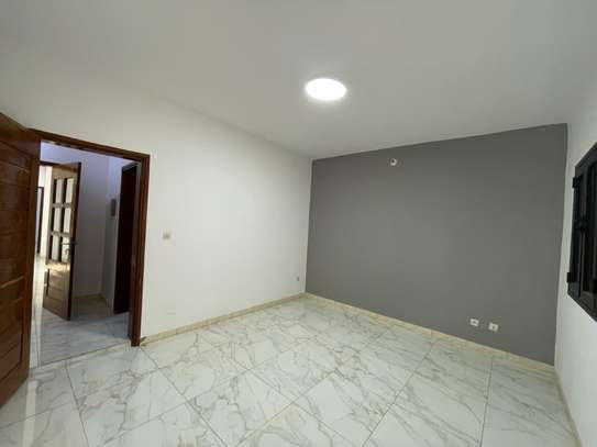 APPARTEMENT F4 A LOUER OUAKAM COMICO image 7