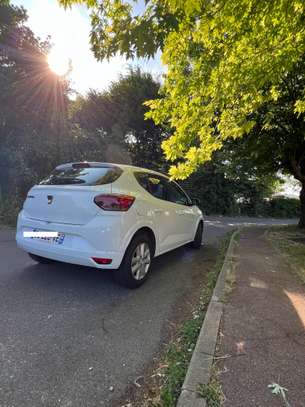 Dacia Sandero 2021 essence – 22 300 km – comme neuve image 11