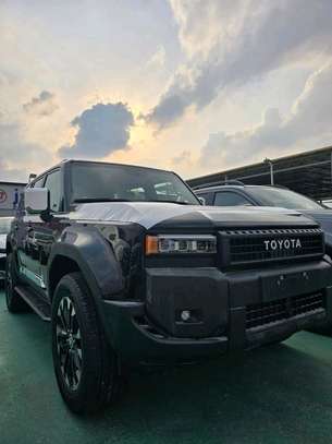 Toyota Land cruiser prado 2025 image 8