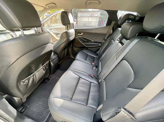 Hyundai SantaFe 2017 image 8
