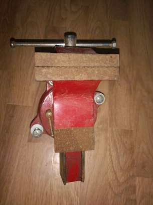 Étaux image 6