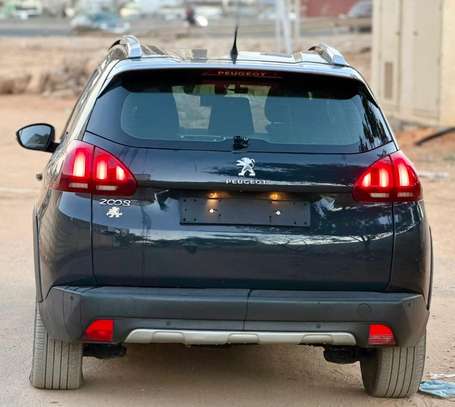 Peugeot 2008 année 2018 diesel automatique image 2