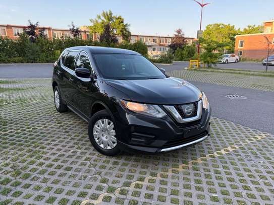 Nissan image 2