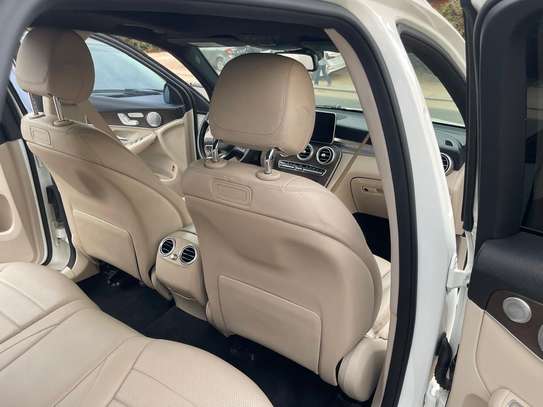 Mercedes Benz Glc 300 4matic image 10