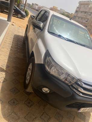 Toyota Hilux 2017 image 4