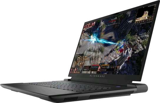 Mega Gamer Alienware M16 R1 image 4