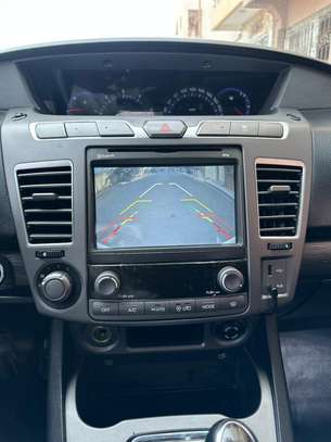 KORANDO TURISMO 2017 image 2