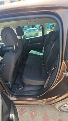 Très belle Peugeot 3008 HDI diesel très propre venant image 6